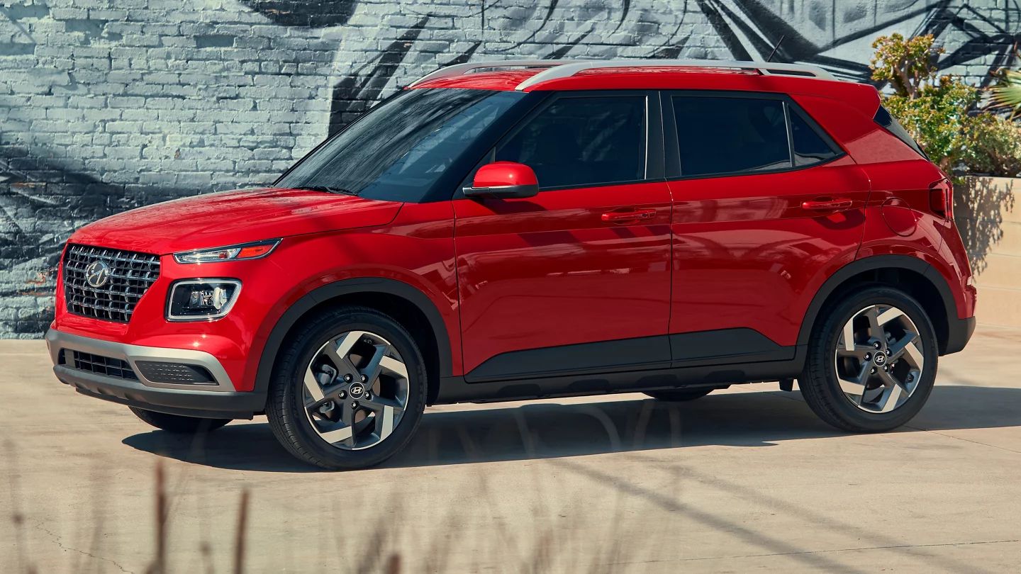 2025 Hyundai Venue Gas Mileage by Trim Level