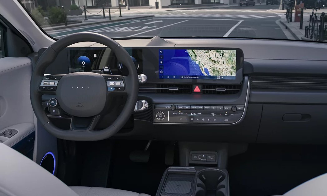 Parking and Visibility Features