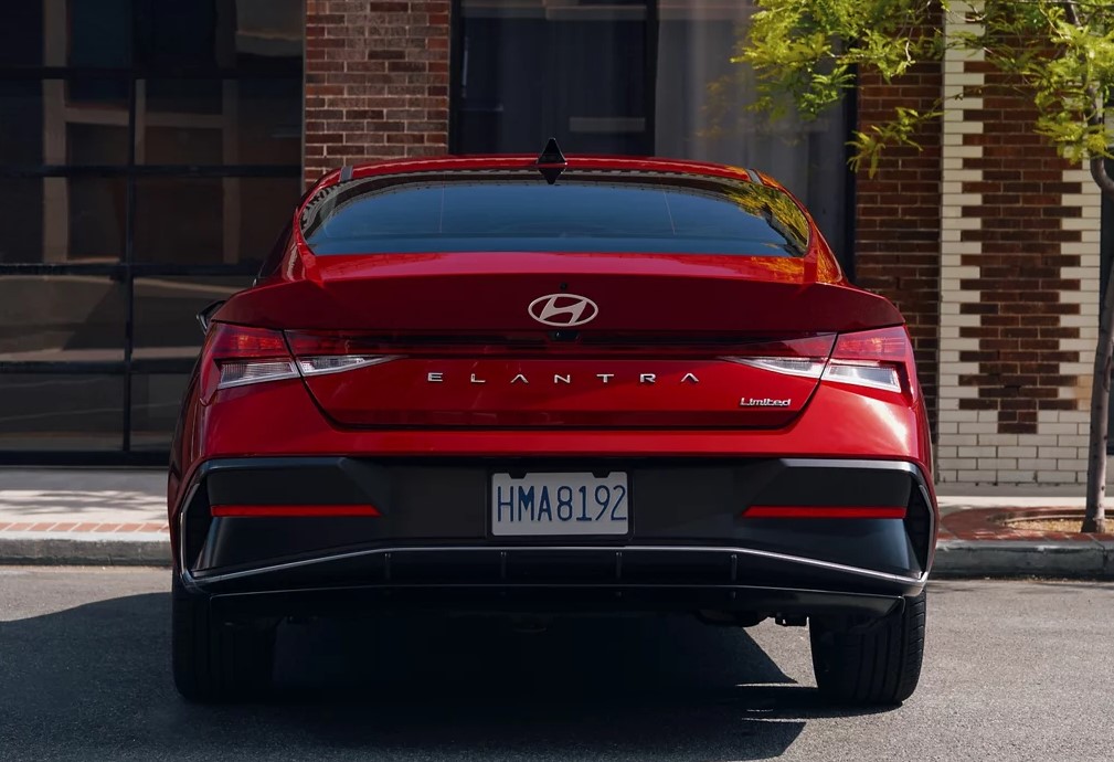 2025 Hyundai Elantra Hybrid Safety Features