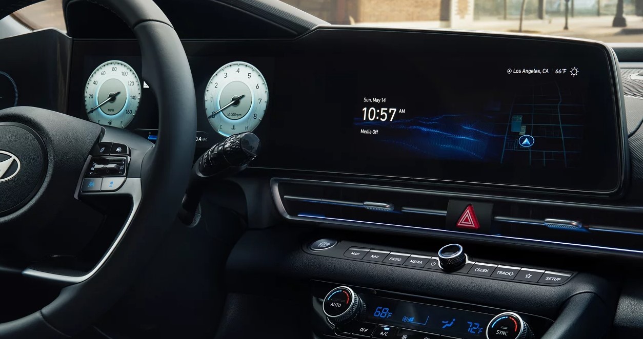 2026 Hyundai Elantra Technology Features