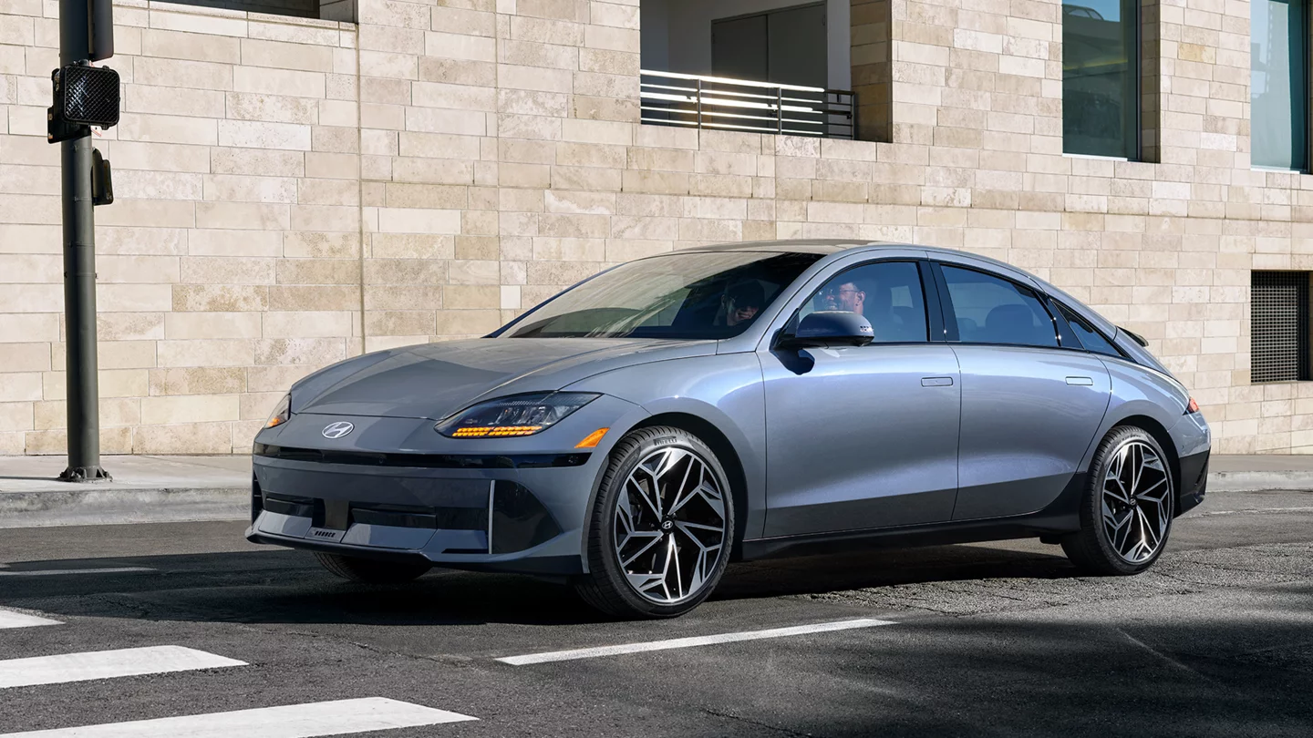2025 Hyundai IONIQ 6 Driving Range