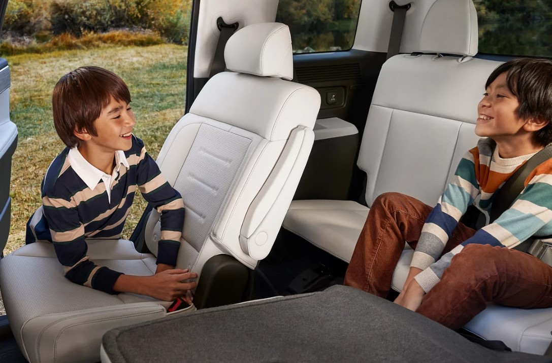 2026 Hyundai Santa Fe SE Trim and Features