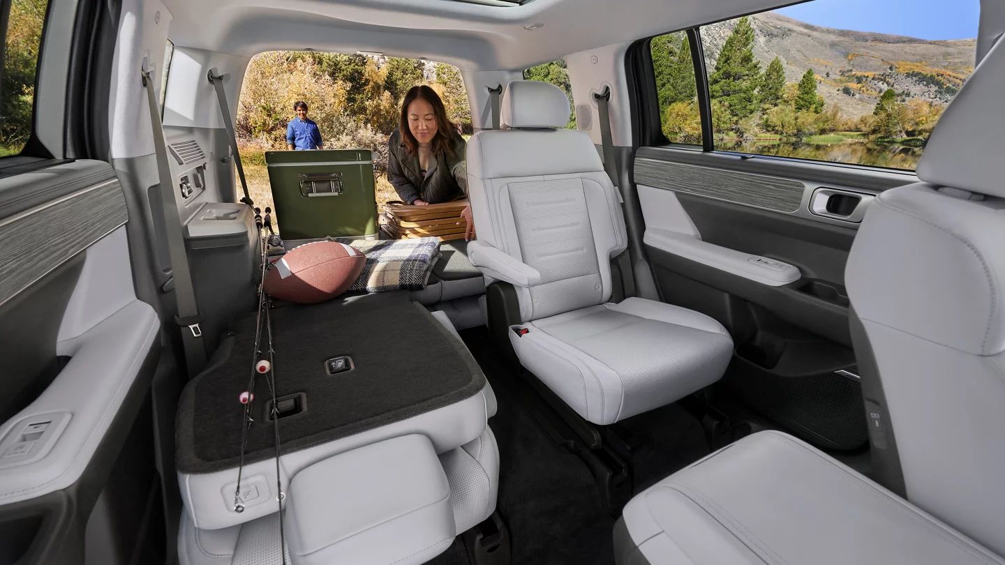 2027 Hyundai Santa Fe Seating and Passenger Space